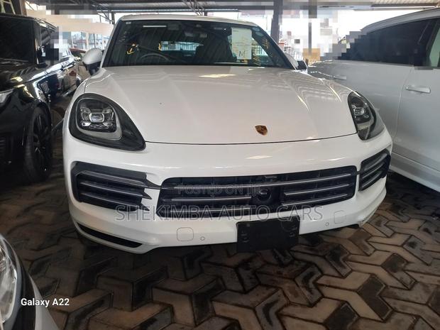 Porsche Cayenne 2019 White