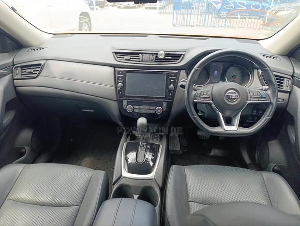 Nissan X-Trail 2.0 Petrol AWD 2019 Orange