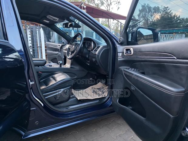 Jeep Cherokee Overland 4x4 2016 Black