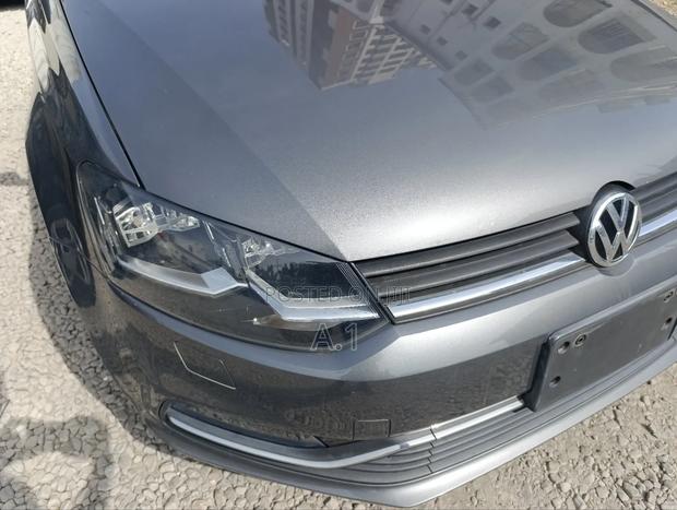 Volkswagen Polo 2018 Gray