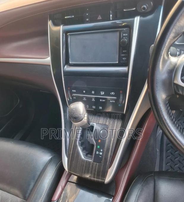 Toyota Harrier 2.0 4WD 2015 Maroon
