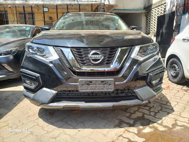 Nissan X-Trail 2.0 Hybrid AWD 2019 Black