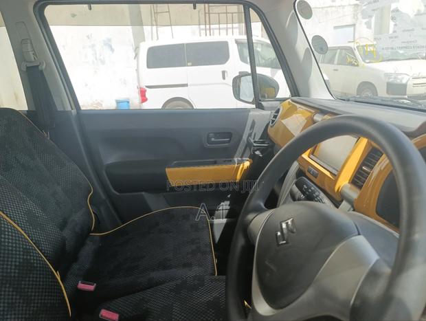 Suzuki Hustler 2018 Yellow