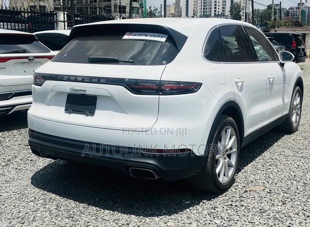Porsche Cayenne 2020 White