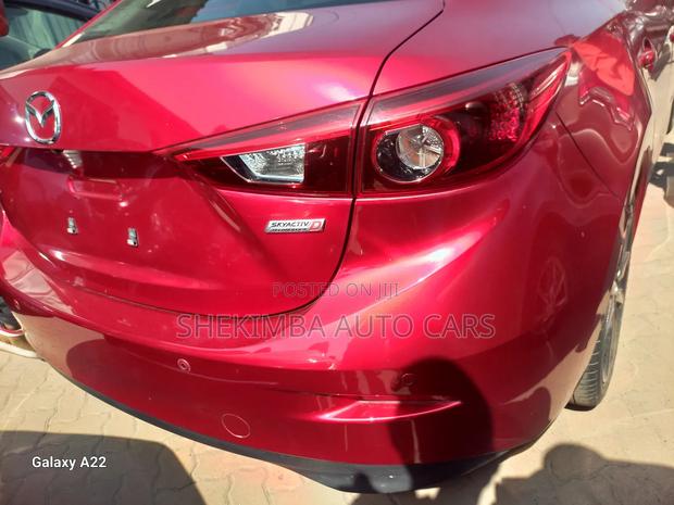 Mazda Axela 2019 Red