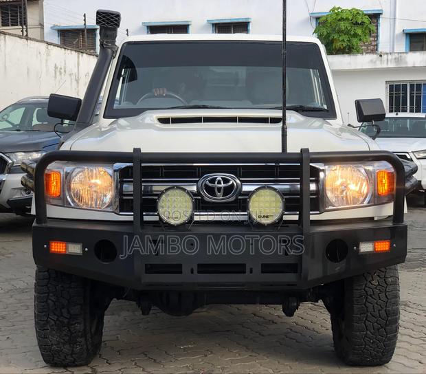 Toyota Land Cruiser 79 Series 2019 White
