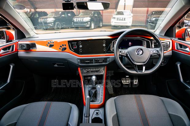 Volkswagen Polo 2019 Orange