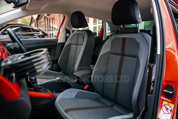Volkswagen Polo 2019 Orange