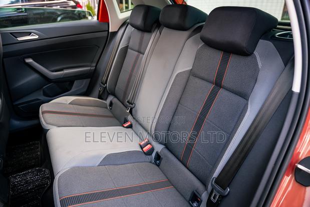 Volkswagen Polo 2019 Orange