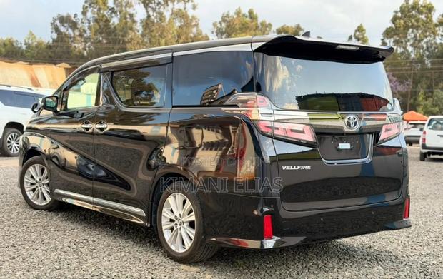 Toyota Vellfire 2018 Black