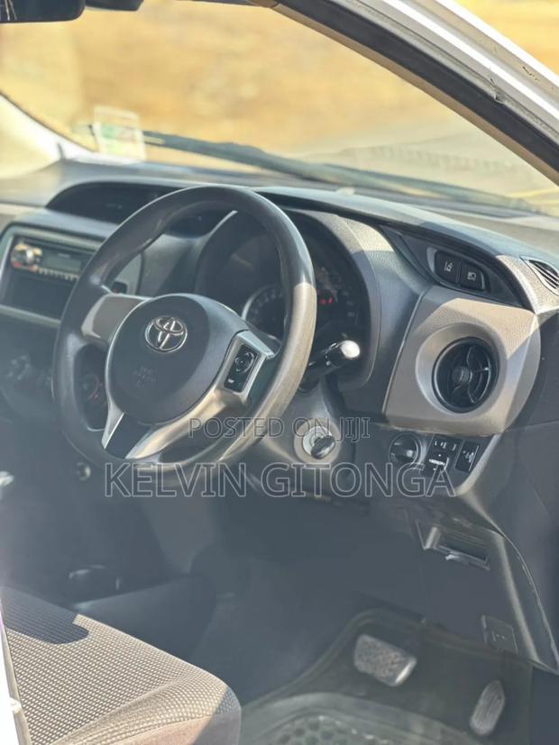 Toyota Vitz 2017 White