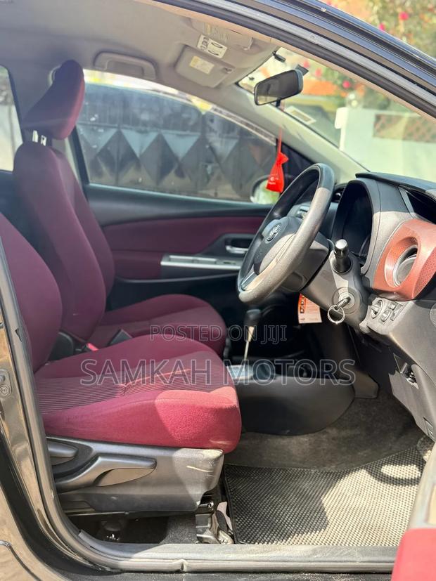 Toyota Vitz 2018 Black
