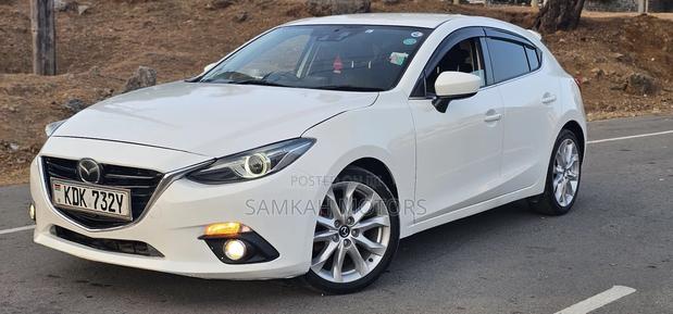 Mazda Axela 2017 White