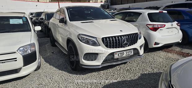 Mercedes-Benz GLE-Class 2019 White