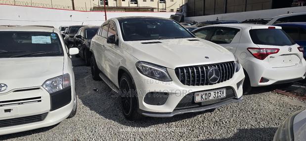 Mercedes-Benz GLE-Class 2019 White