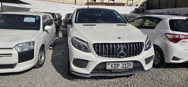 Mercedes-Benz GLE-Class 2019 White