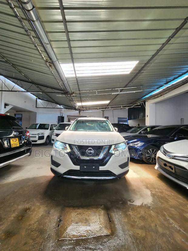 Nissan X-Trail 2018 White