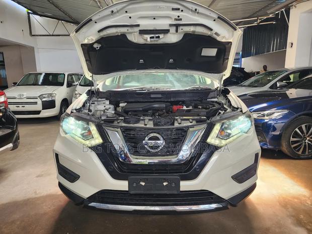 Nissan X-Trail 2018 White
