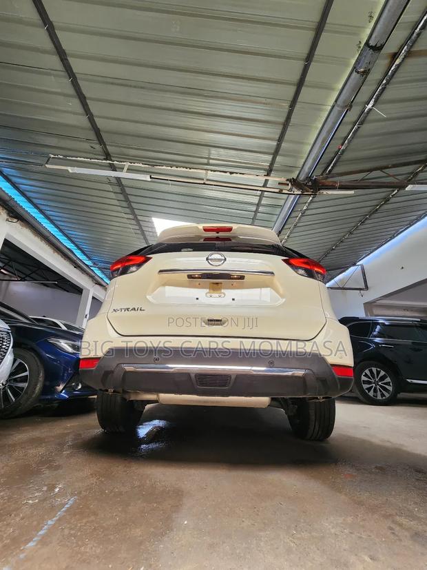 Nissan X-Trail 2018 White