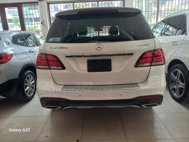 Mercedes-Benz GLE-Class 2019 White