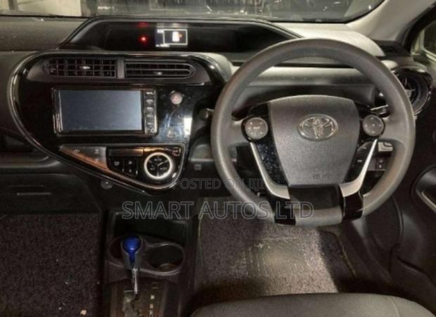 Toyota Aqua 2019 Gray