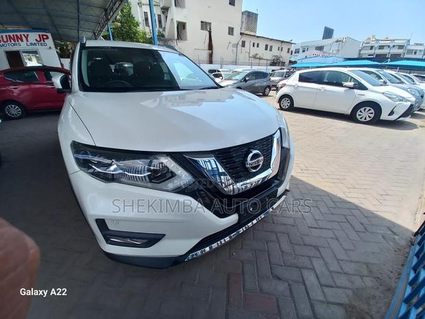 Nissan X-Trail 2.0 Hybrid AWD 2019 White
