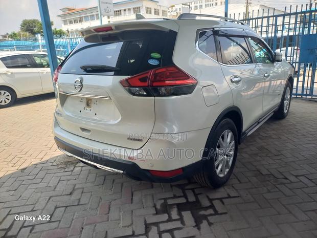 Nissan X-Trail 2.0 Hybrid AWD 2019 White