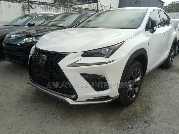Lexus NX 300h AWD 2018 White