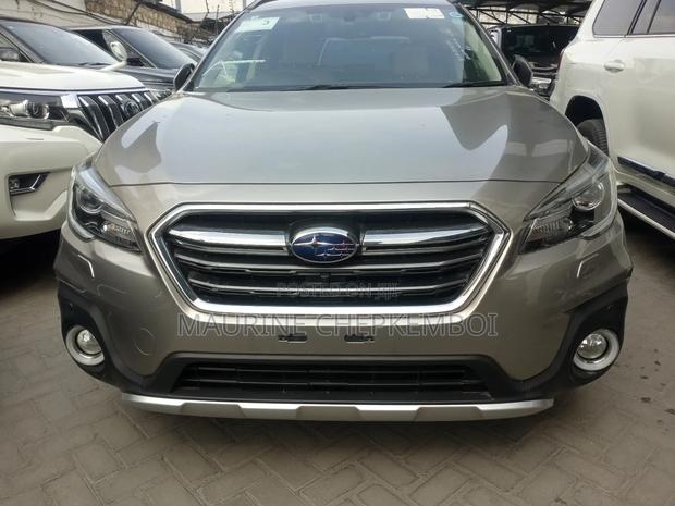 Subaru Outback 2018 Silver