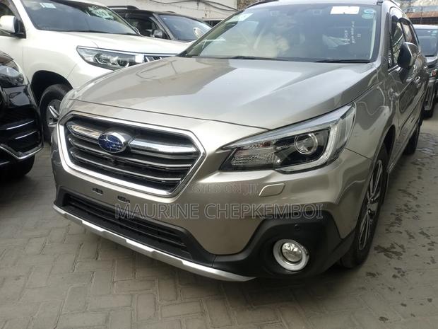 Subaru Outback 2018 Silver