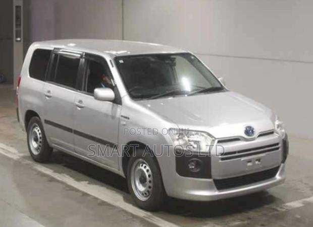 Toyota Probox 1.5 GL 2WD 2020