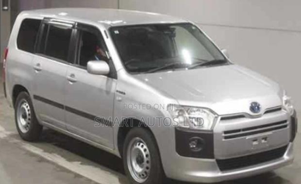 Toyota Probox 1.5 GL 2WD 2020