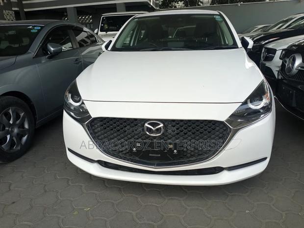 Mazda 2 2019 White