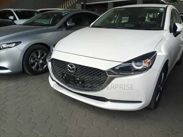 Mazda 2 2019 White
