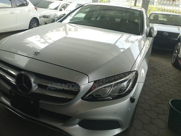 Mercedes-Benz C200 2018 Gray