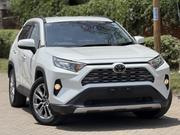 Toyota RAV4 XLE Premium FWD 2020 White for sale