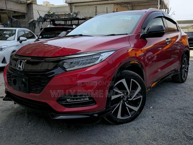 Honda Vezel 1.5 Hybrid 2WD 2019 Red