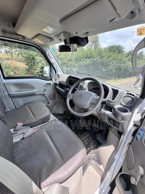Suzuki Every Wagon 2019 White