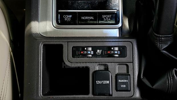 Toyota Land Cruiser Prado 2020 Black