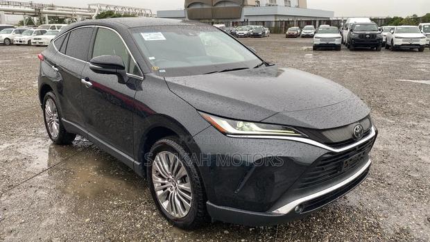 Toyota Harrier 2021 Black