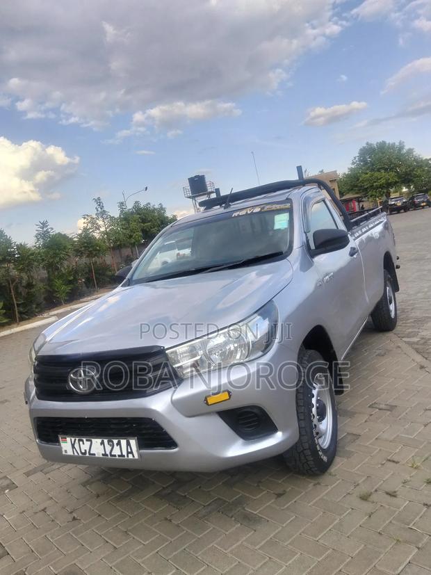 Toyota Hilux 2.4 Diesel 2020 Silver