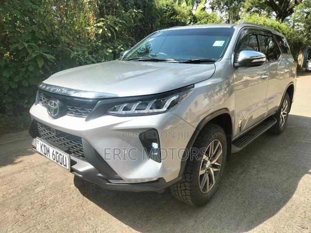 Toyota Fortuner 2019 Silver