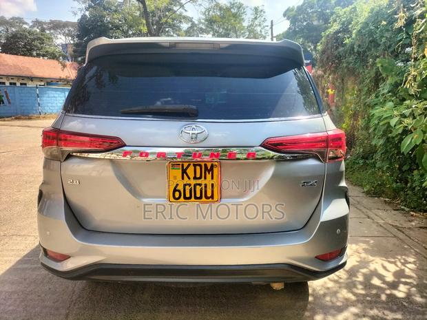 Toyota Fortuner 2019 Silver