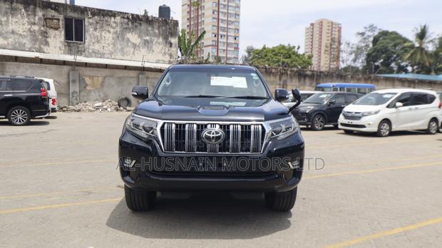 Toyota Land Cruiser Prado 2.7 2019 Black