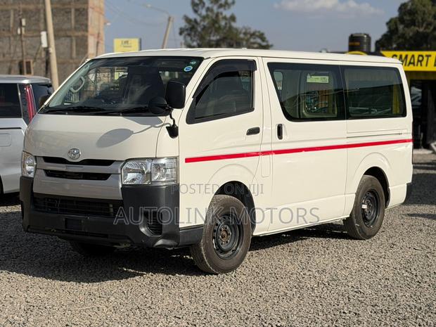 Toyota HiAce 2020 White