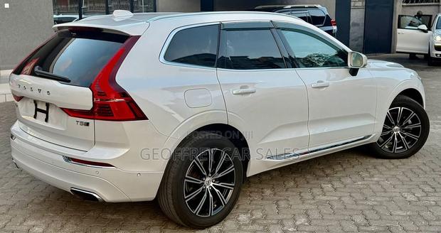 Volvo XC60 2019 White