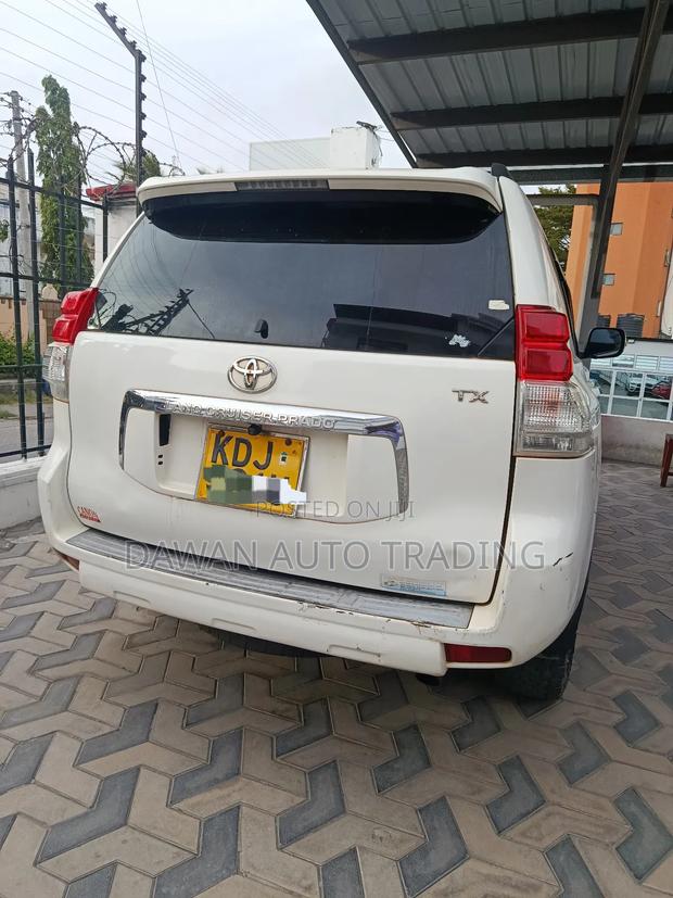 Toyota Land Cruiser Prado 2015 White