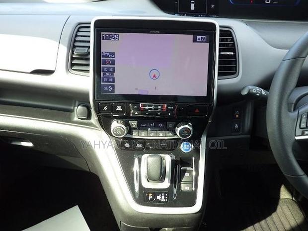 Nissan Serena 2019 Maroon