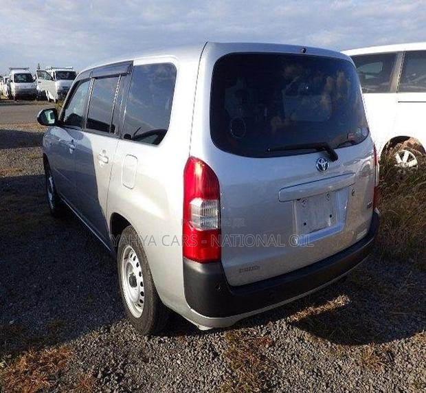Toyota Probox 1.5 Hybrid DX Comfort 2020 Silver