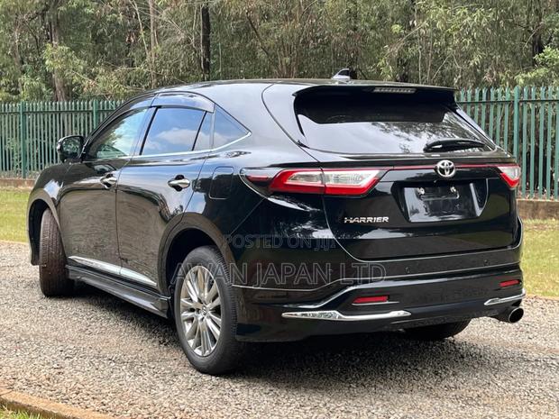Toyota Harrier 2018 Black